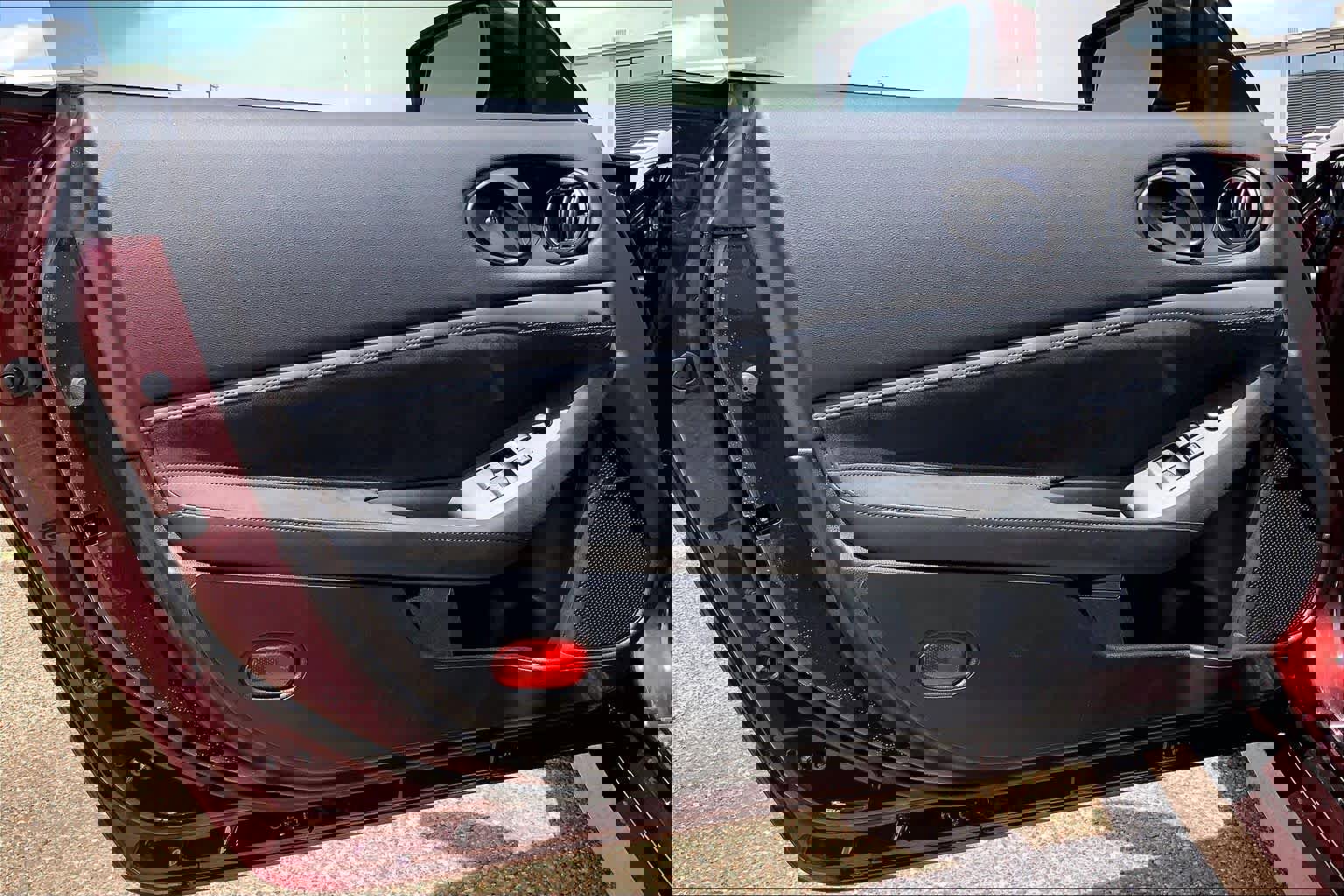 Used 2024 Nissan Z Performance w/ Floor Mat Package RWD image 20