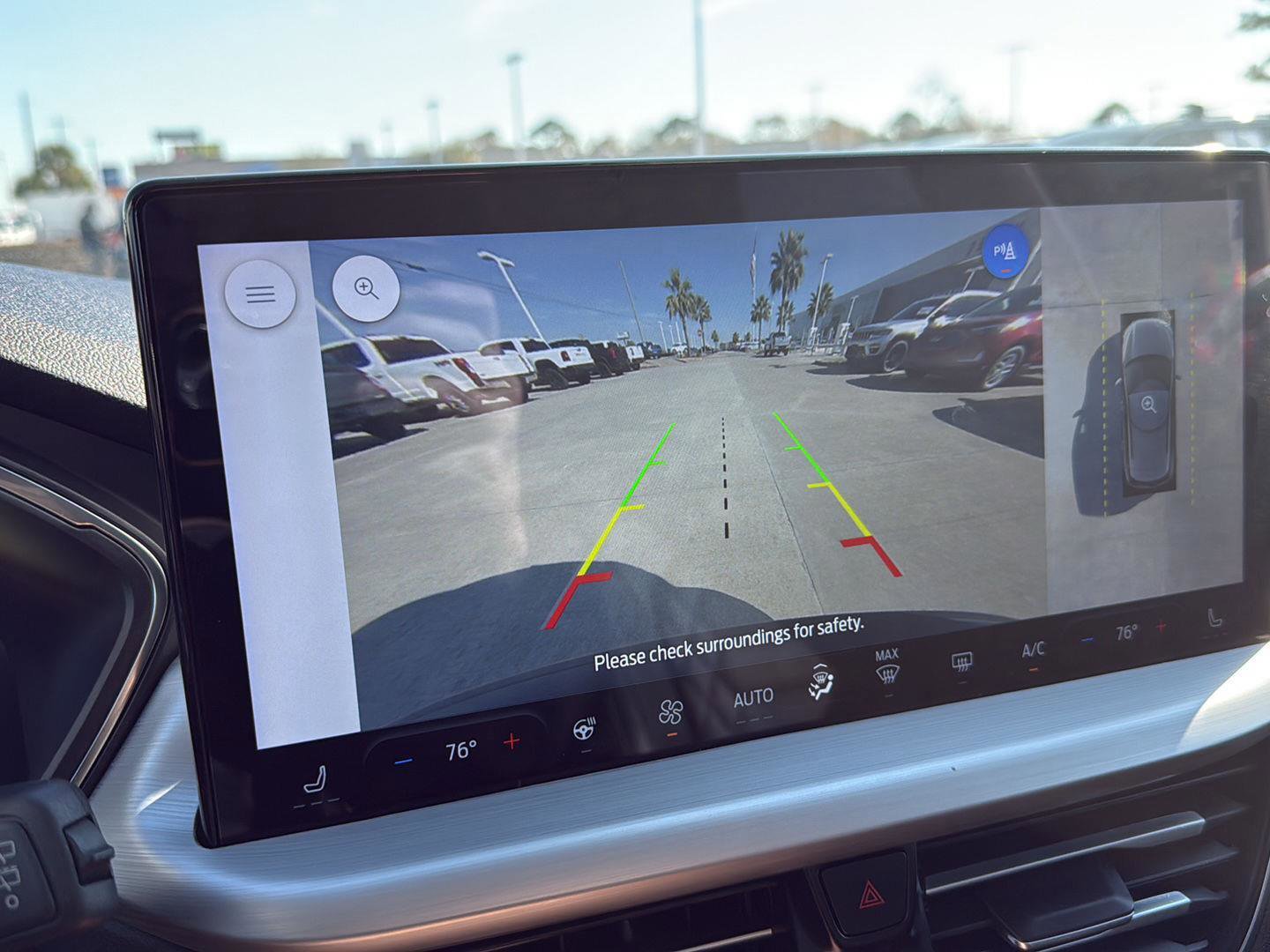 Certified 2023 Ford Escape SE w/ PHEV Premium Package image 23