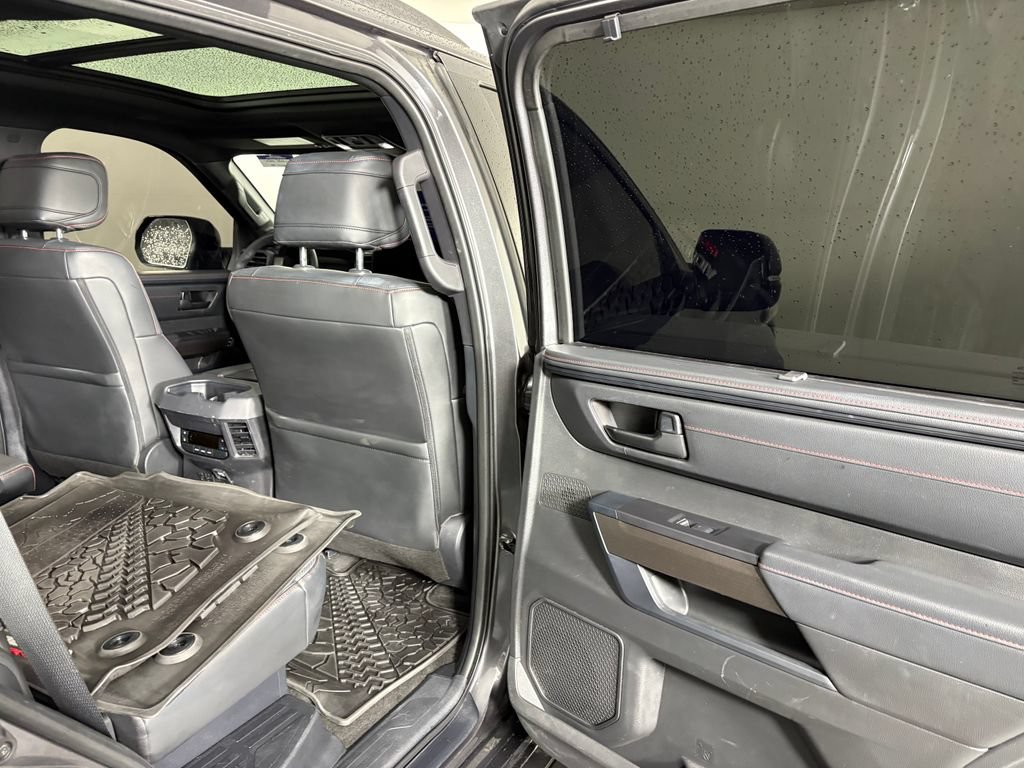 Used 2025 Toyota Sequoia TRD Pro AWD/4WD image 38