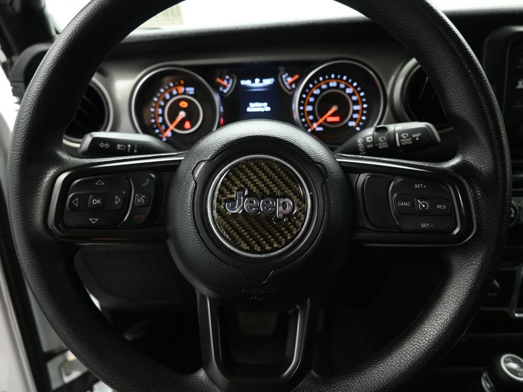 Used 2021 Jeep Wrangler Unlimited Sport AWD/4WD image 13