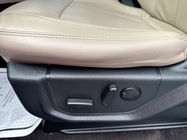 Certified 2023 Ford Expedition XLT AWD/4WD image 12