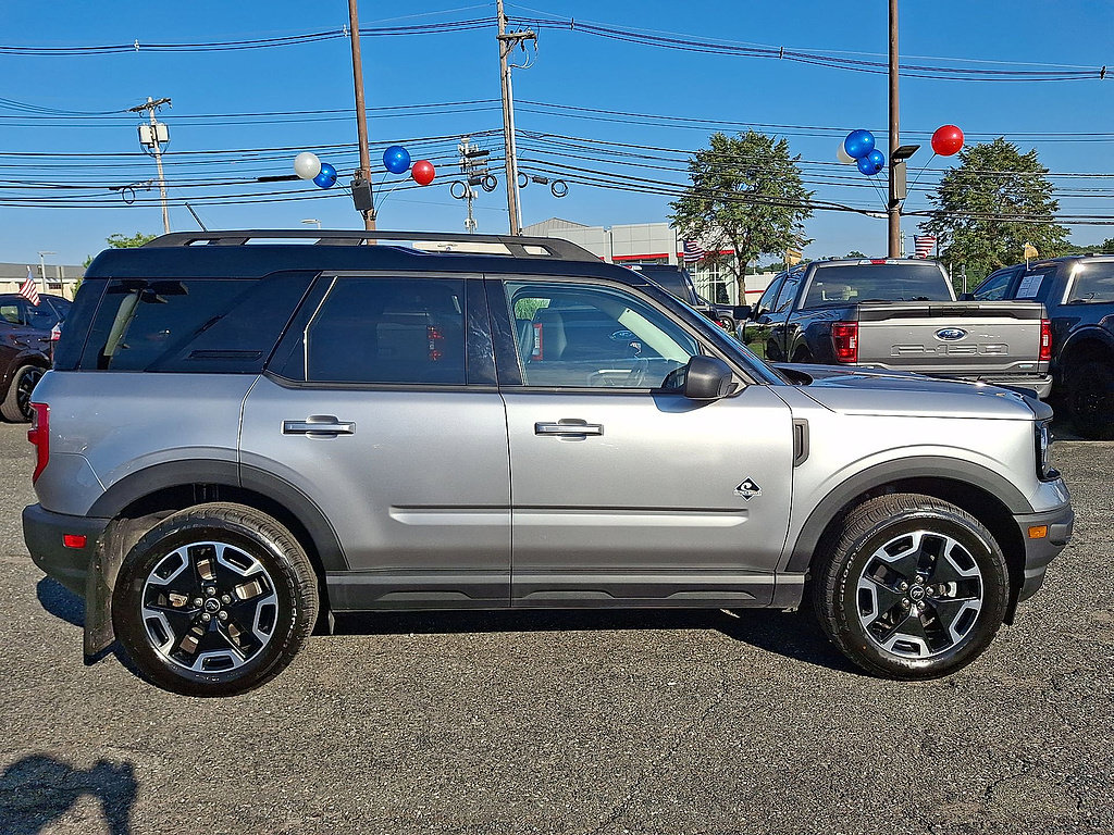 Certified 2023 Ford Bronco Sport Outer Banks AWD/4WD image 32