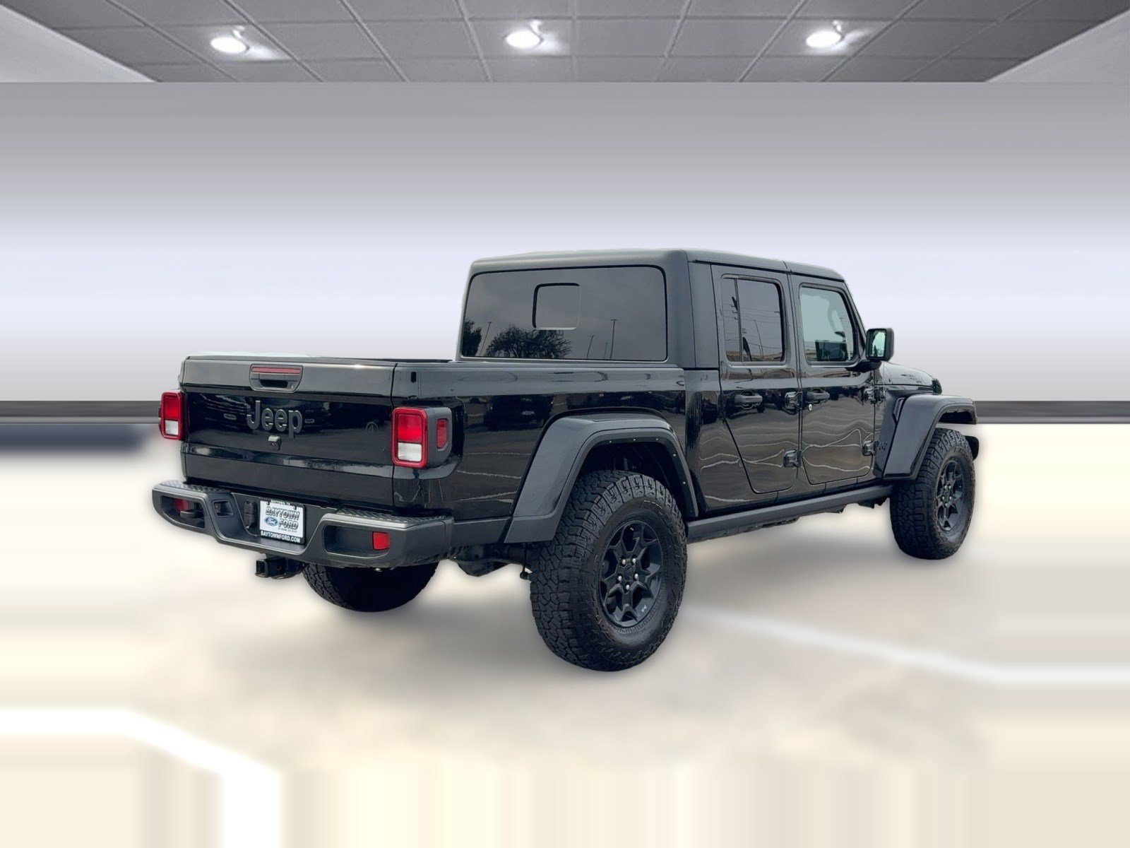 Used 2023 Jeep Gladiator Willys image 9