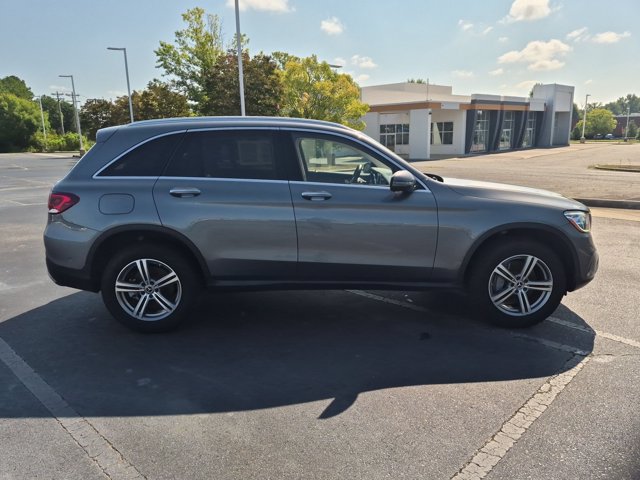 Used 2022 Mercedes-Benz GLC 300 4MATIC w/ Premium Package Lite image 3