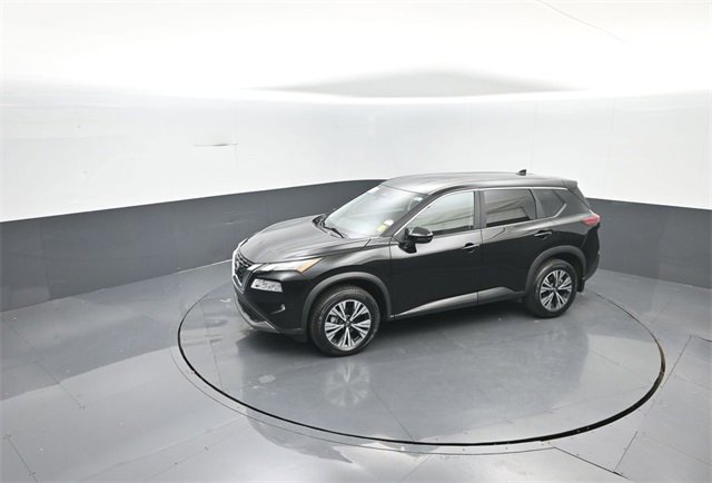 Used 2023 Nissan Rogue SV image 18