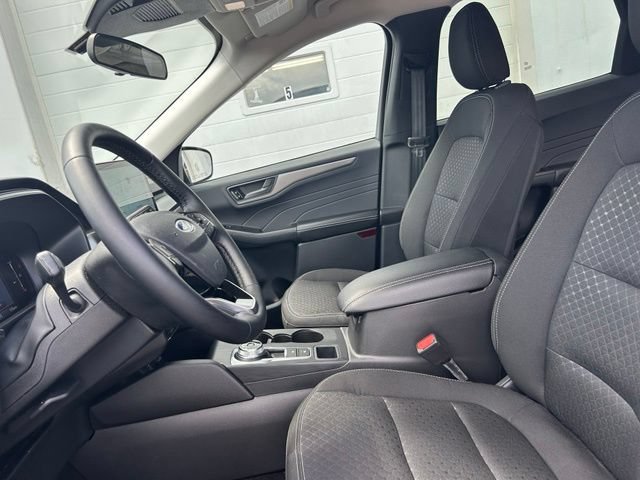 Certified 2026 Ford Escape Active w/ Tech Pack #1 AWD/4WD image 8
