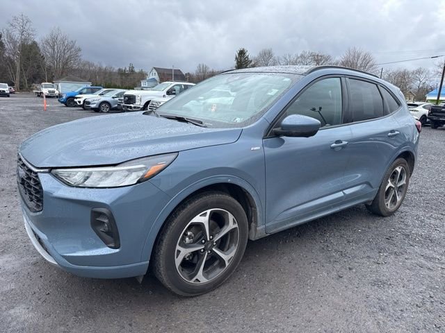 Certified 2024 Ford Escape ST-Line Select w/ Tech Pack #2 image 2