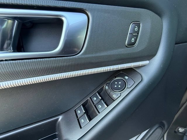 Certified 2025 Ford Explorer ST-Line AWD/4WD image 13