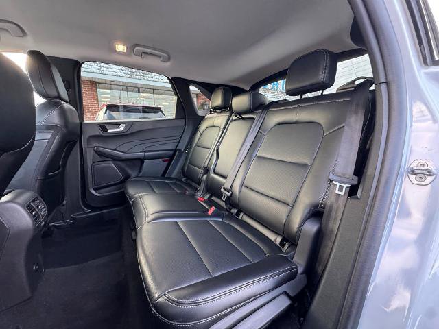 Certified 2025 Ford Escape Platinum image 10