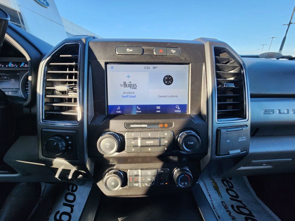 Certified 2022 Ford F250 XLT w/ XLT Premium Package image 13