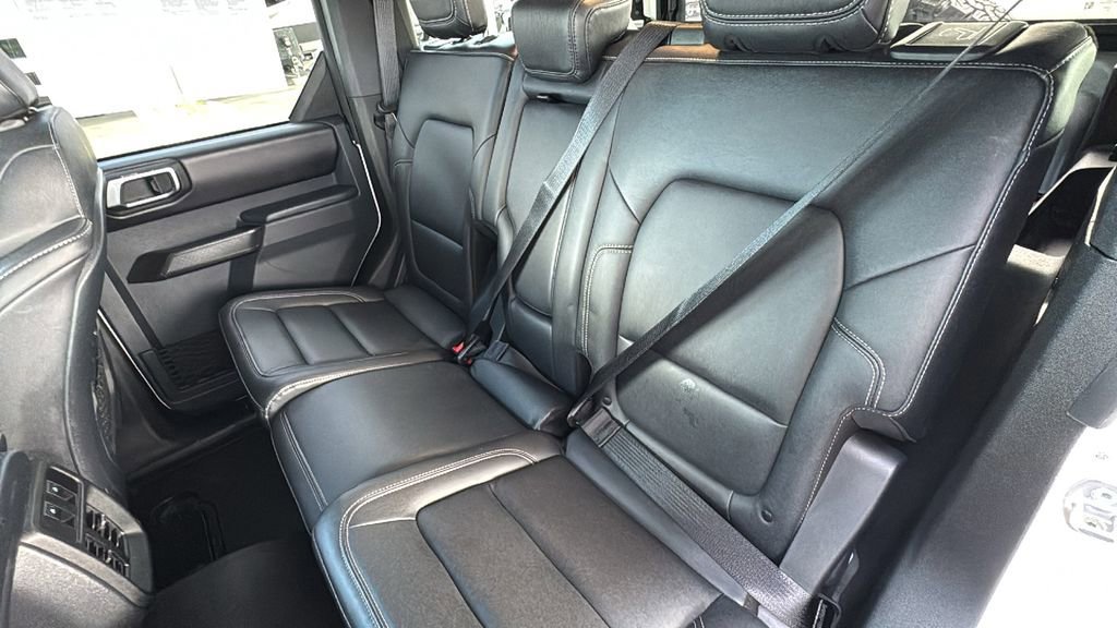 Certified 2025 Ford Bronco Badlands image 24