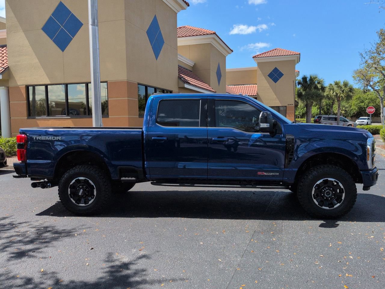 Certified 2026 Ford F250 Platinum w/ Tremor Off-Road Package image 6