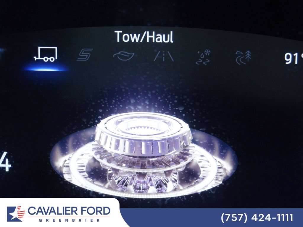Certified 2025 Ford Explorer ST-Line AWD/4WD image 31