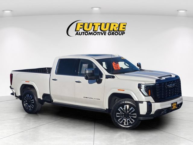 Used 2024 GMC Sierra 2500 Denali Ultimate AWD/4WD image 1
