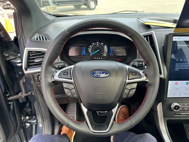 Certified 2024 Ford Edge ST-Line AWD/4WD image 12