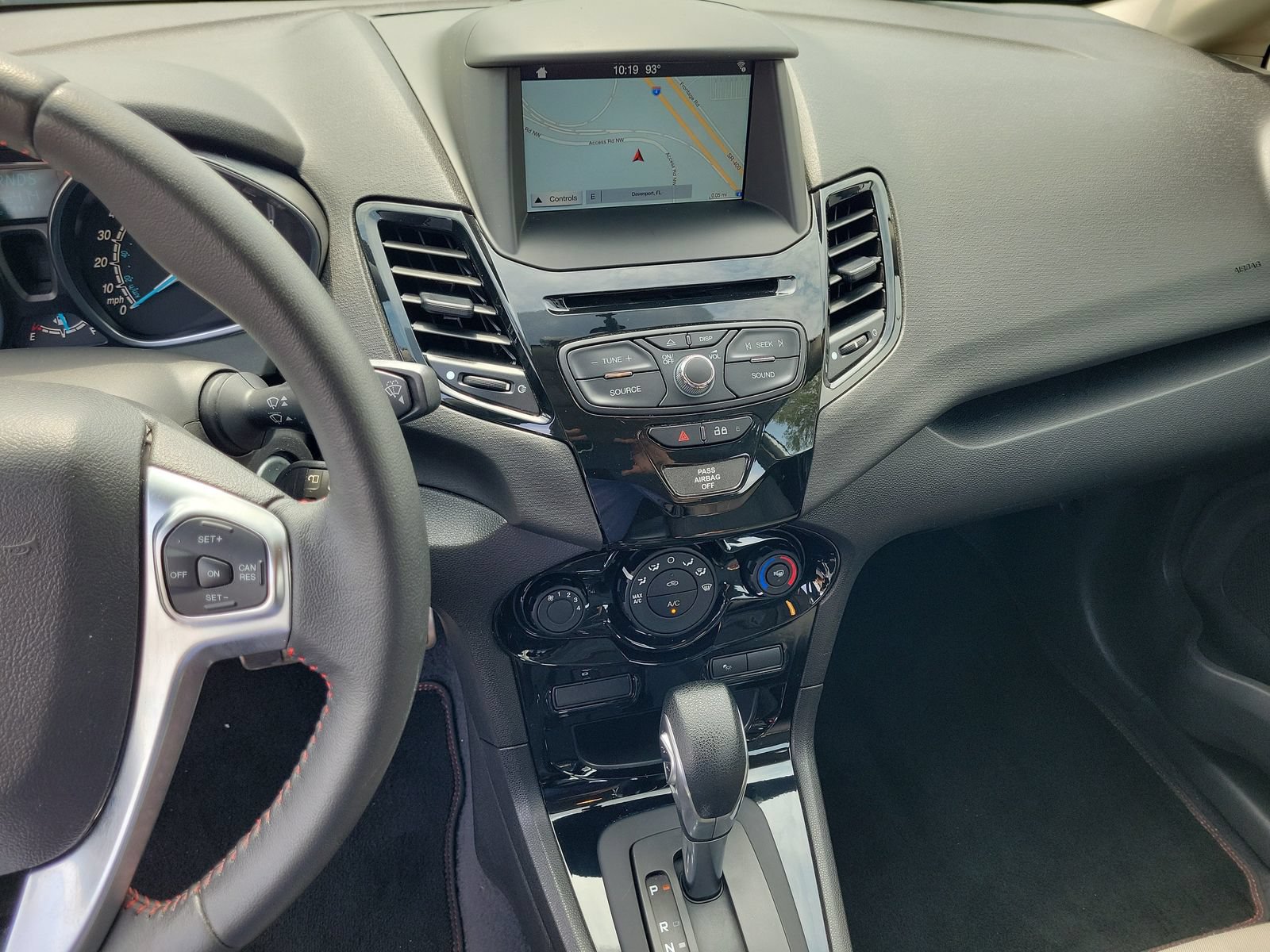 Certified 2019 Ford Fiesta ST-Line FWD image 21