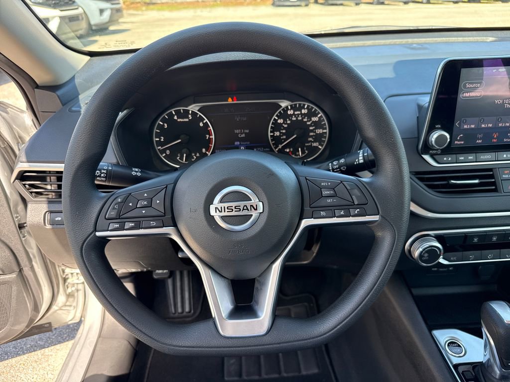 Used 2021 Nissan Altima 2.5 SV FWD image 13