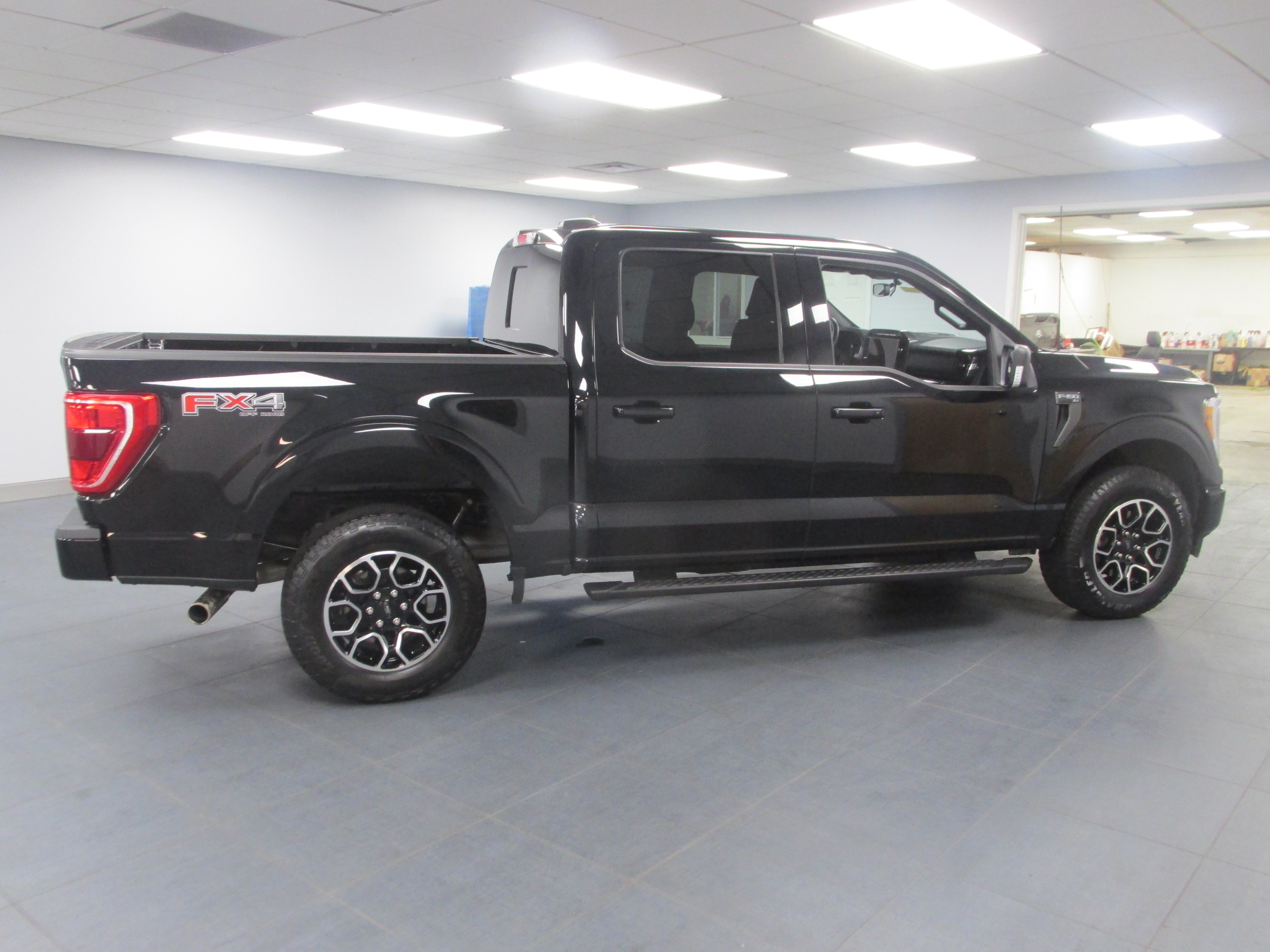 Certified 2023 Ford F150 XLT w/ Equipment Group 302A High AWD/4WD image 4