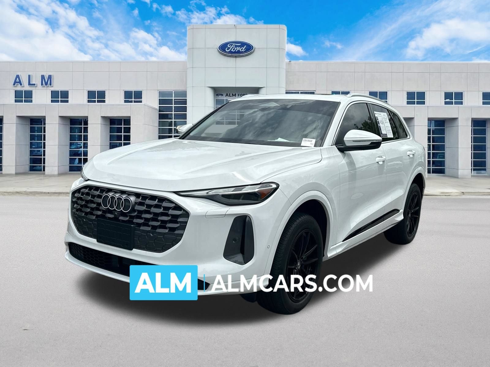 Used 2025 Audi Q5 Premium w/ Convenience Package AWD/4WD image 1