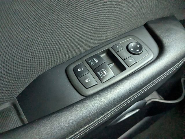 Used 2021 Dodge Challenger R/T Scat Pack RWD image 23