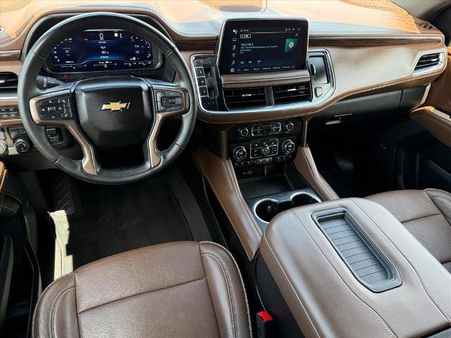 Used 2023 Chevrolet Tahoe High Country w/ Premium Package AWD/4WD image 13