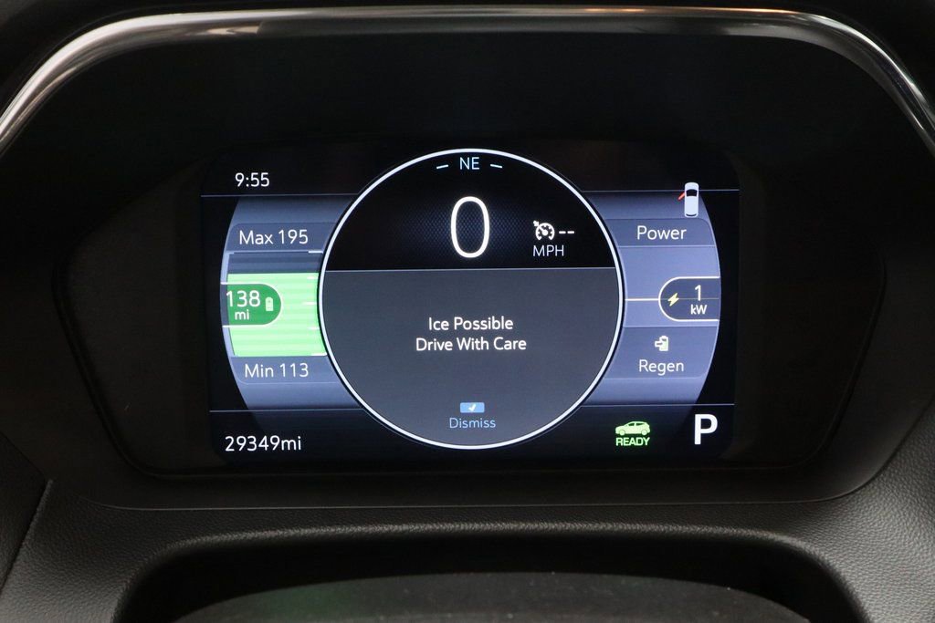 Used 2022 Chevrolet Bolt EUV LT w/ Driver Confidence Package image 28