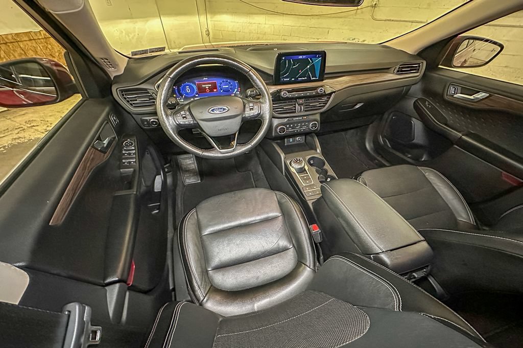 Certified 2020 Ford Escape Titanium AWD/4WD image 12