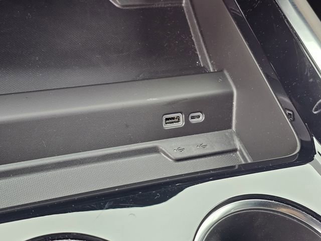 Used 2025 Chevrolet Tahoe LS image 22