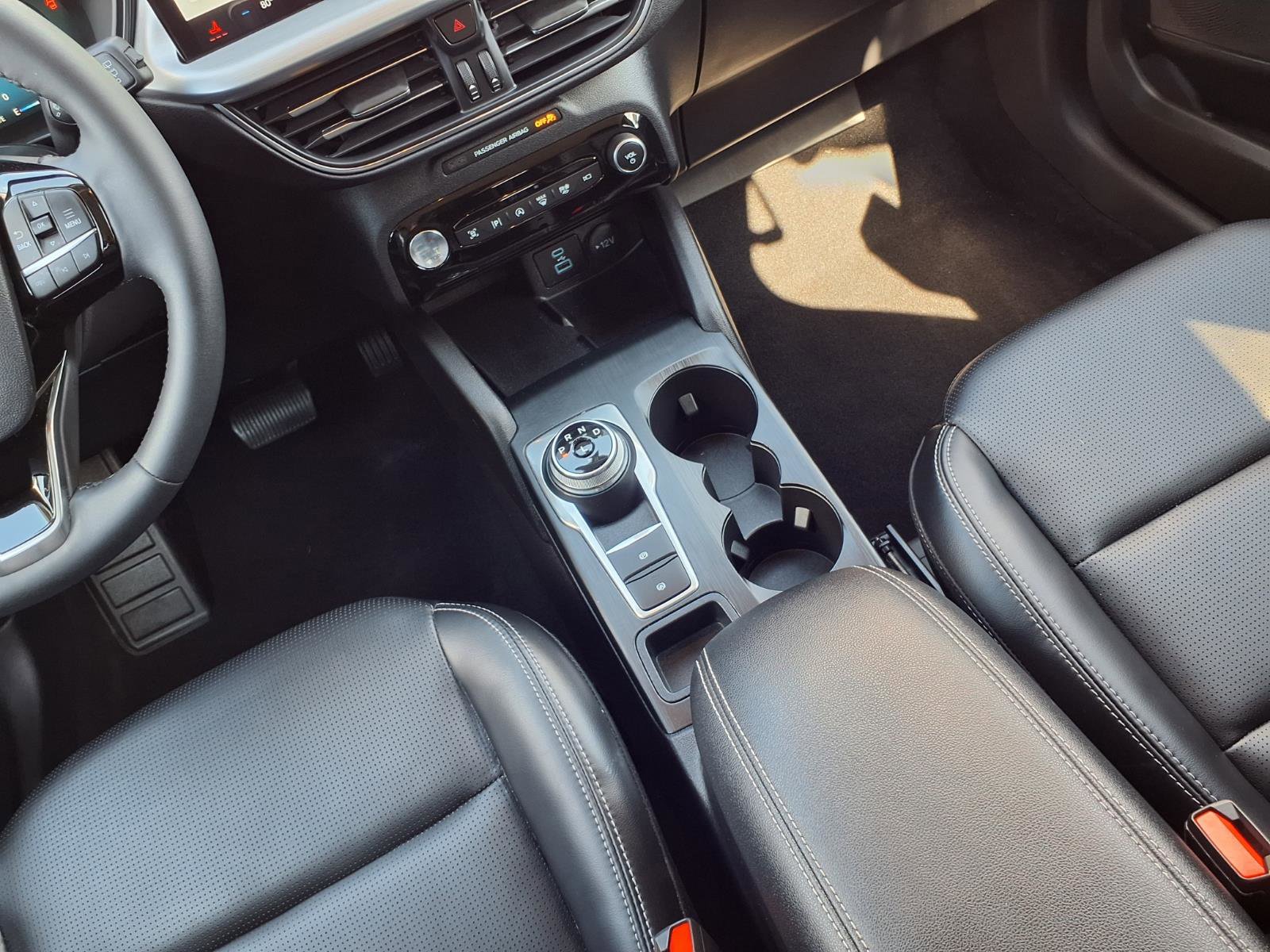 Certified 2023 Ford Escape Platinum AWD/4WD image 11