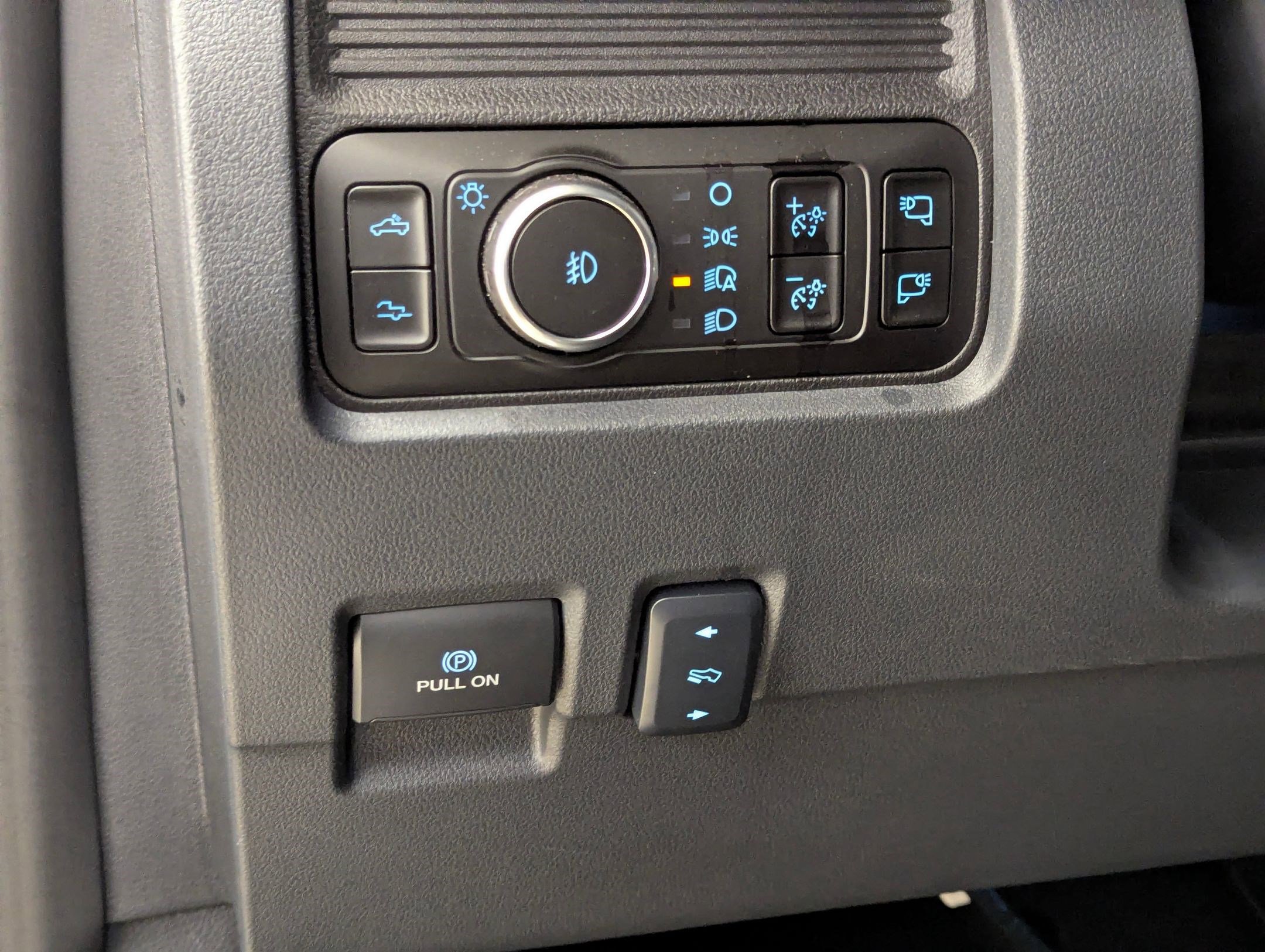 Certified 2026 Ford F250 Platinum image 16