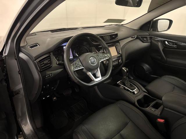 Used 2018 Nissan Rogue Sport SL w/ SL Premium Package image 9