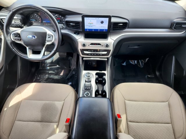 Certified 2023 Ford Explorer XLT AWD/4WD image 12