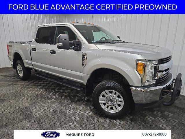 Certified 2017 Ford F250 XLT w/ Snow Plow Prep Package AWD/4WD image 11