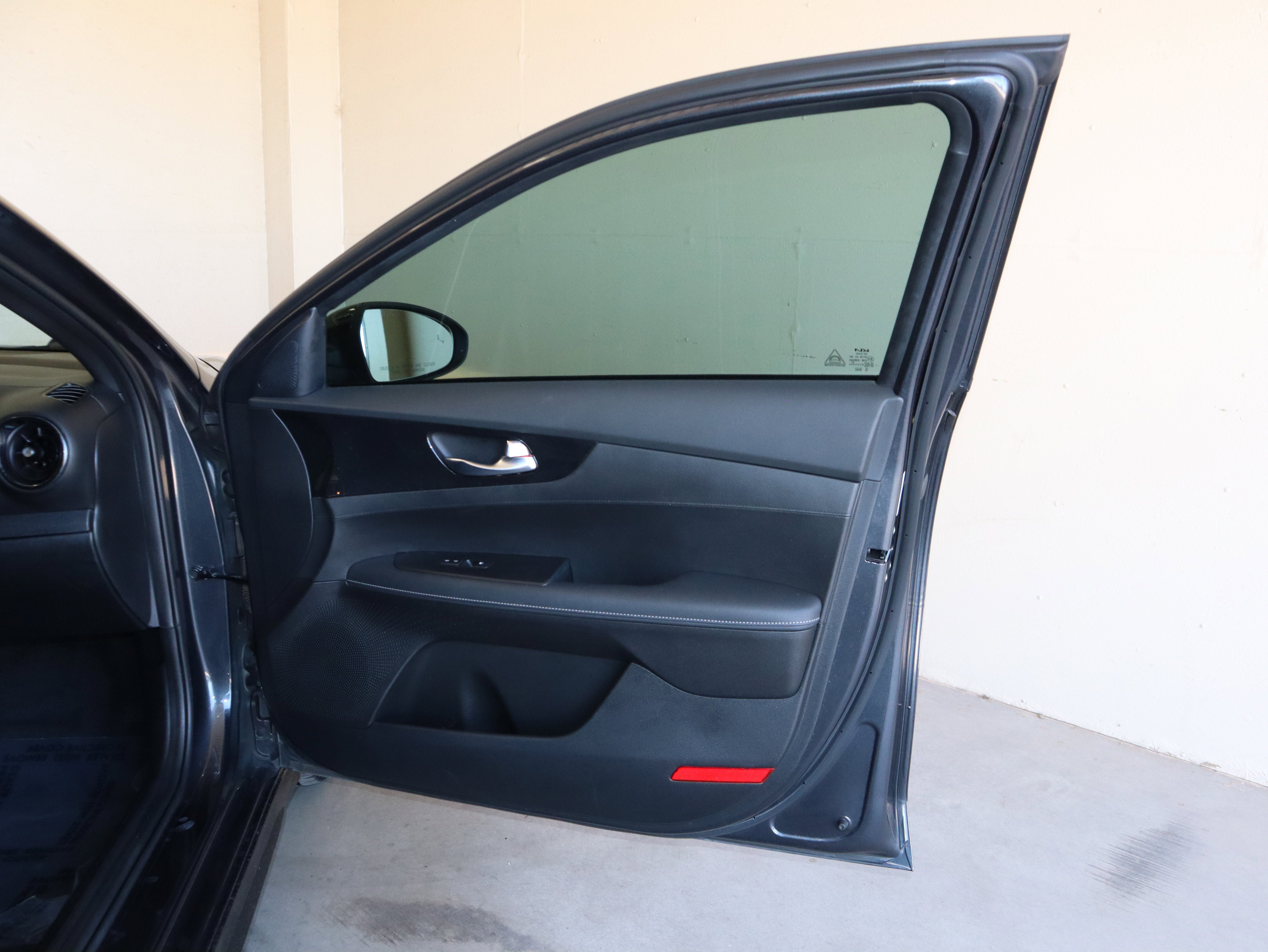 Used 2023 Kia Forte GT-Line FWD image 38