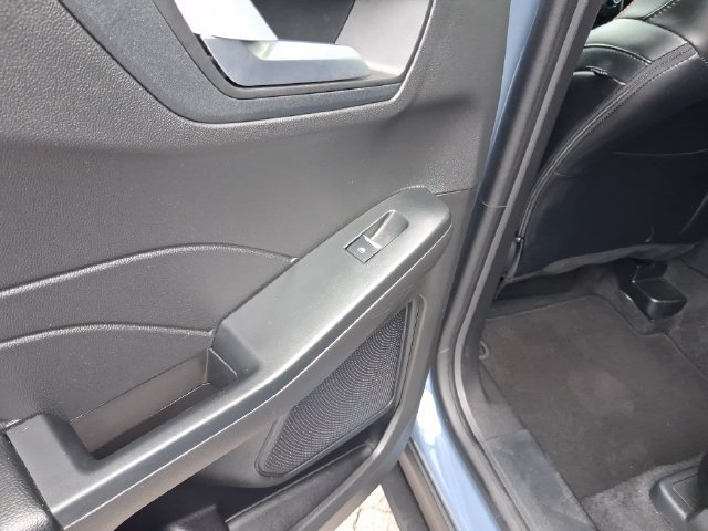 Certified 2024 Ford Escape ST-Line w/ Tech Pack #1 FWD image 10