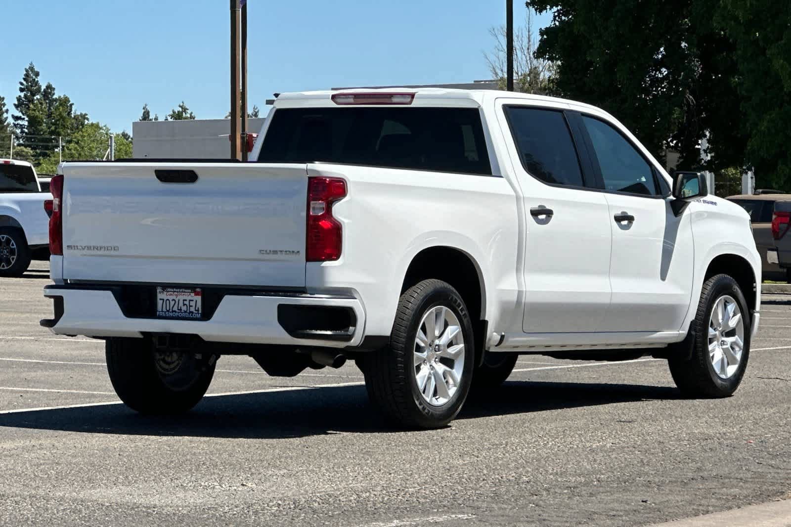 Used 2025 Chevrolet Silverado 1500 Custom w/ LPO, Dark Essentials Package RWD video 2