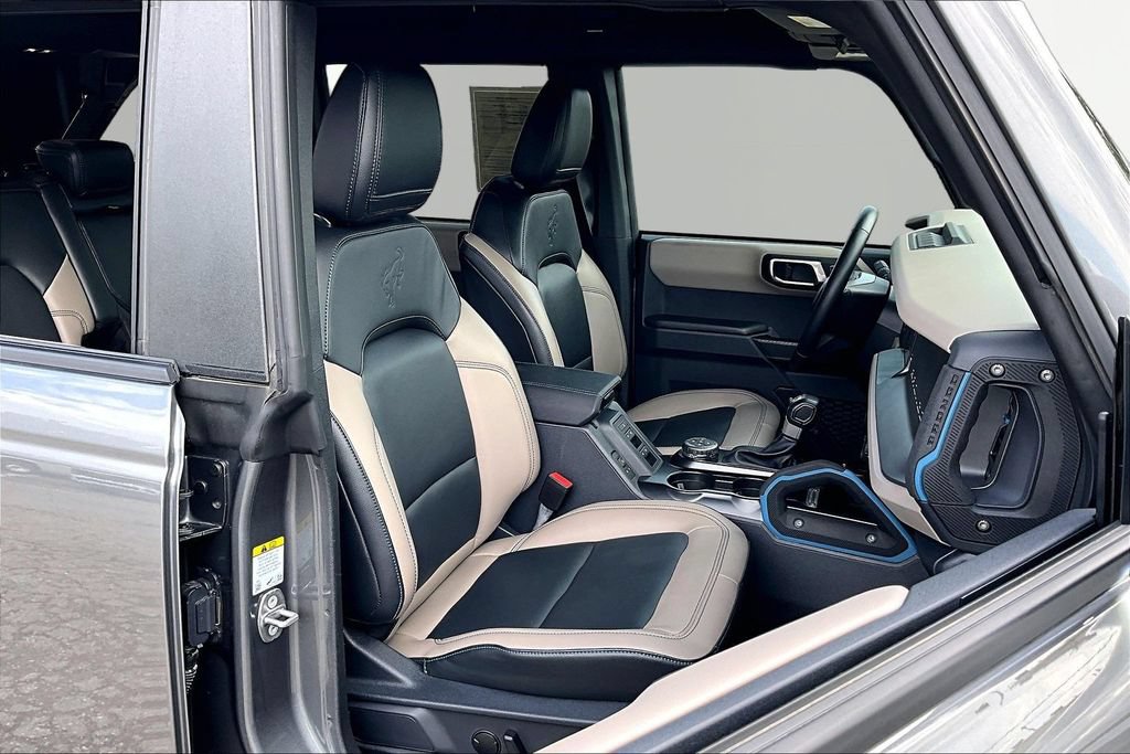 Certified 2024 Ford Bronco Wildtrak AWD/4WD image 7
