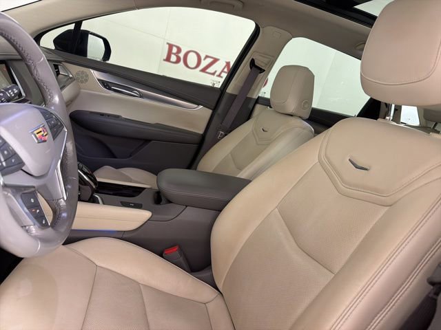 Used 2019 Cadillac XT5 Luxury image 11