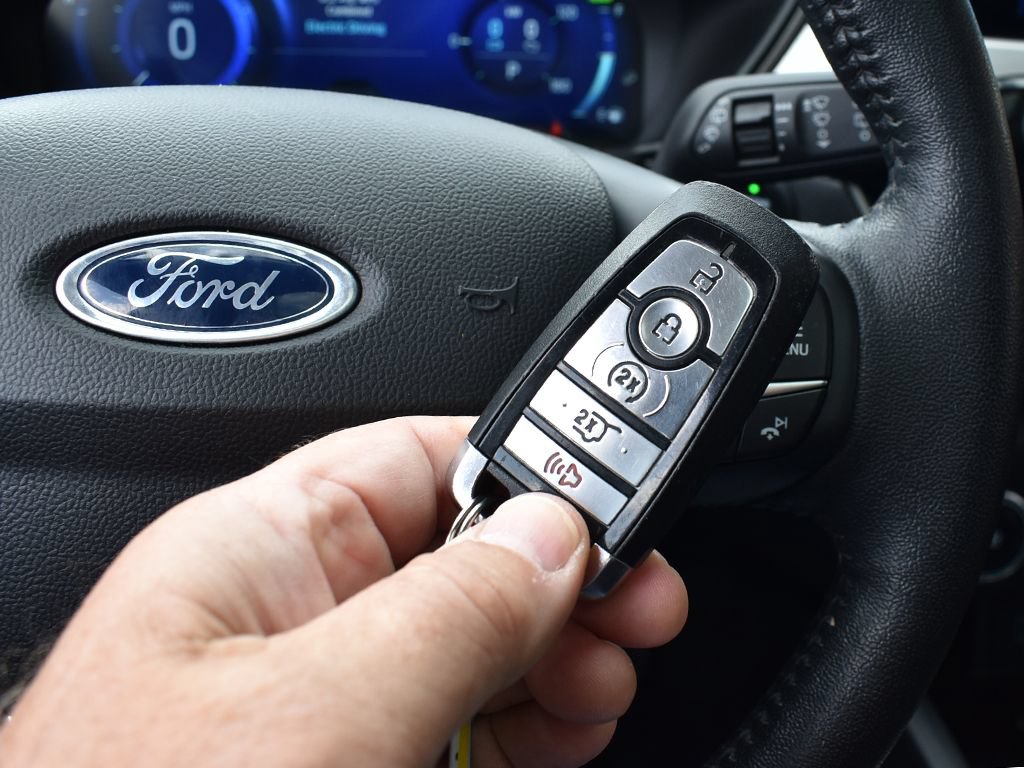 Certified 2020 Ford Escape SE Sport AWD/4WD image 12