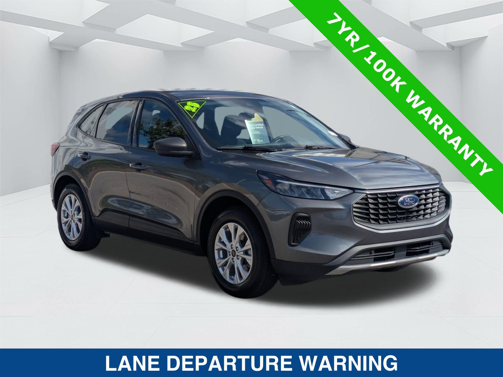 Certified 2025 Ford Escape Active FWD image 3