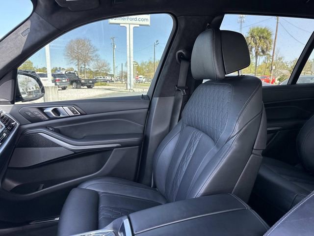 Used 2024 BMW X7 M60i w/ Executive Package image 16