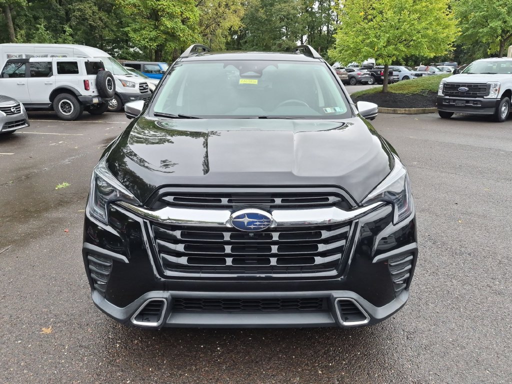 Used 2023 Subaru Ascent Touring AWD/4WD image 4