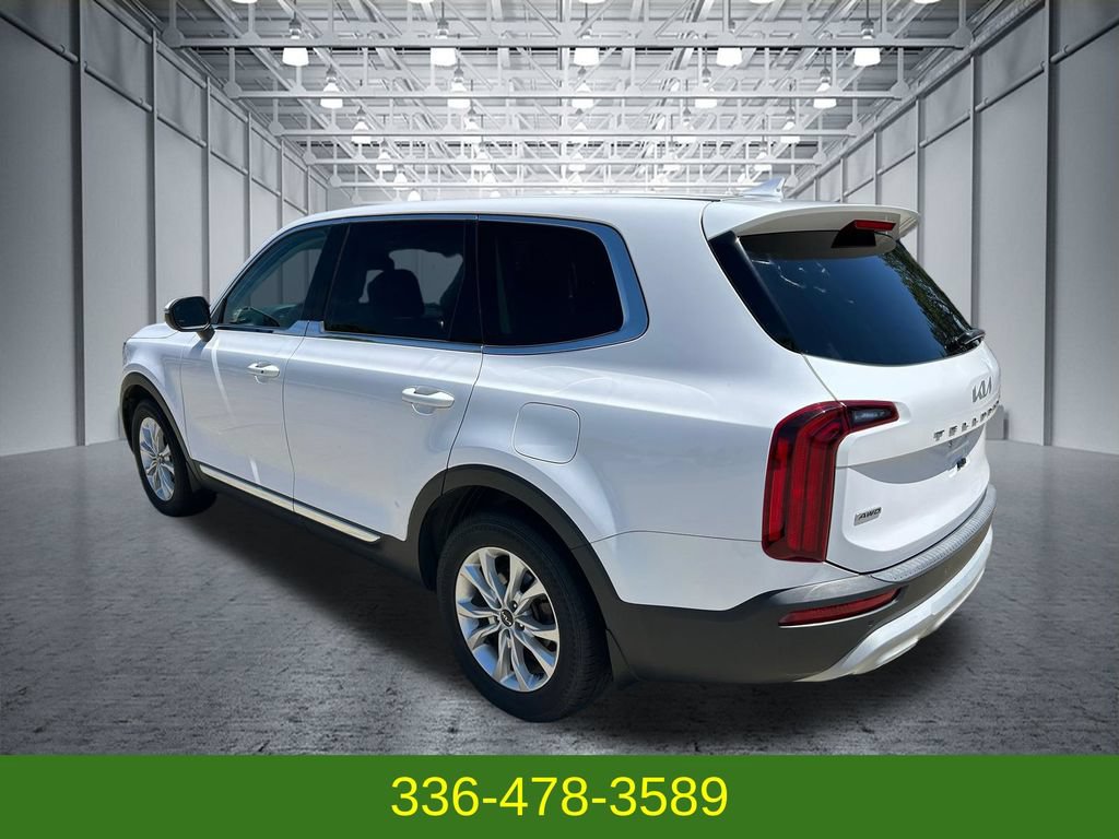 Used 2022 Kia Telluride LX AWD/4WD image 3
