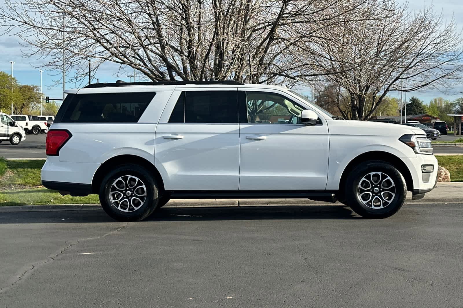 Certified 2024 Ford Expedition Max XLT AWD/4WD image 6