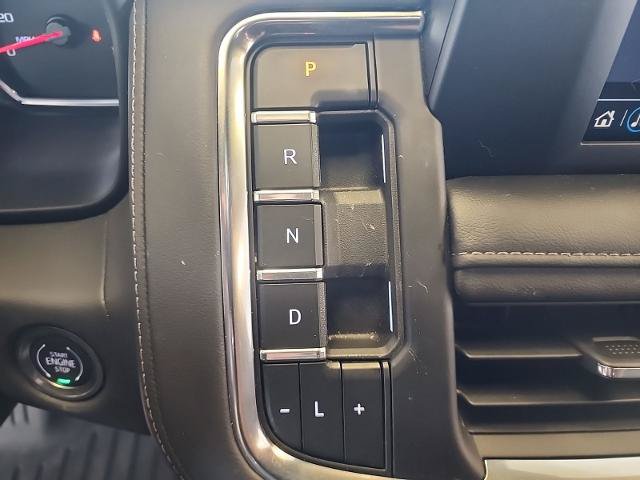 Used 2024 Chevrolet Suburban LS RWD image 19