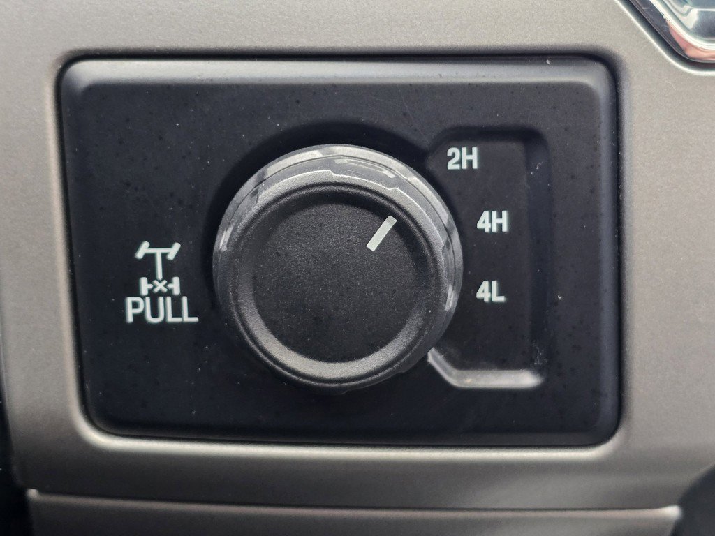 Certified 2022 Ford F350 Lariat w/ Lariat Ultimate Package image 12