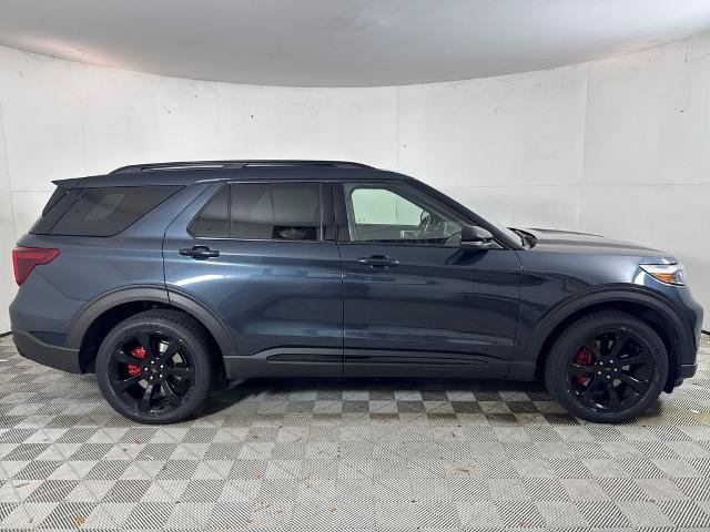 Certified 2022 Ford Explorer ST w/ Equipment Group 401A AWD/4WD image 2