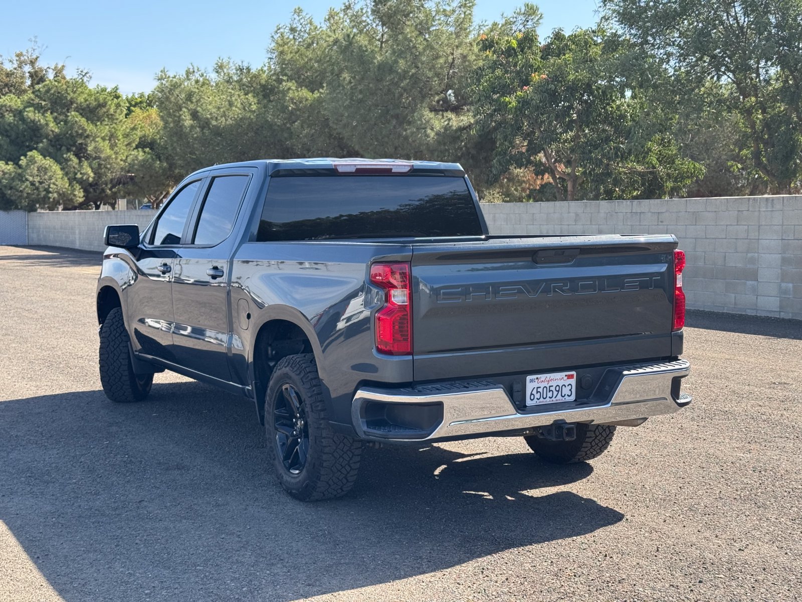 Used 2021 Chevrolet Silverado 1500 LT AWD/4WD image 6