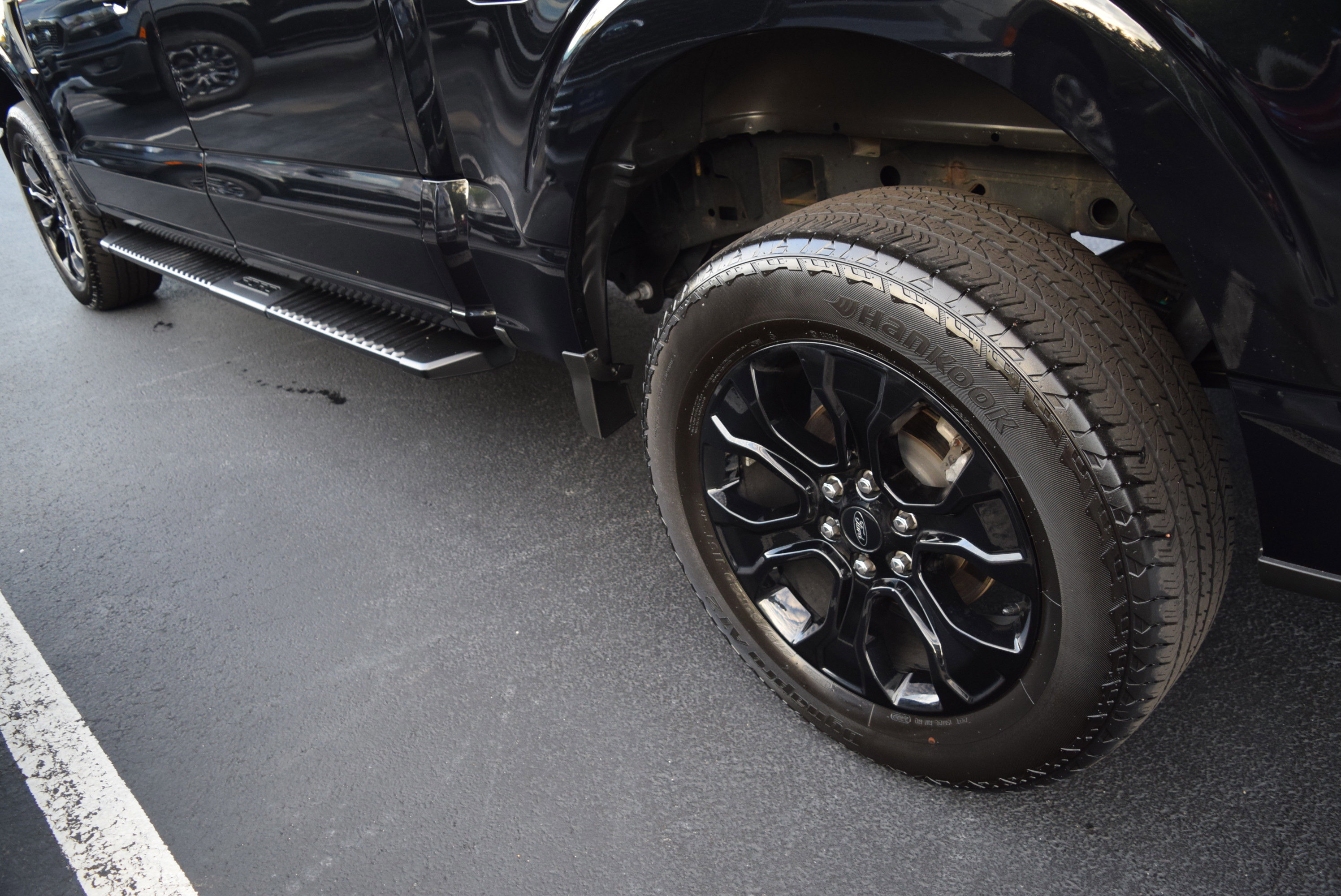 Certified 2022 Ford F150 XL w/ STX Black Appearance Package image 6