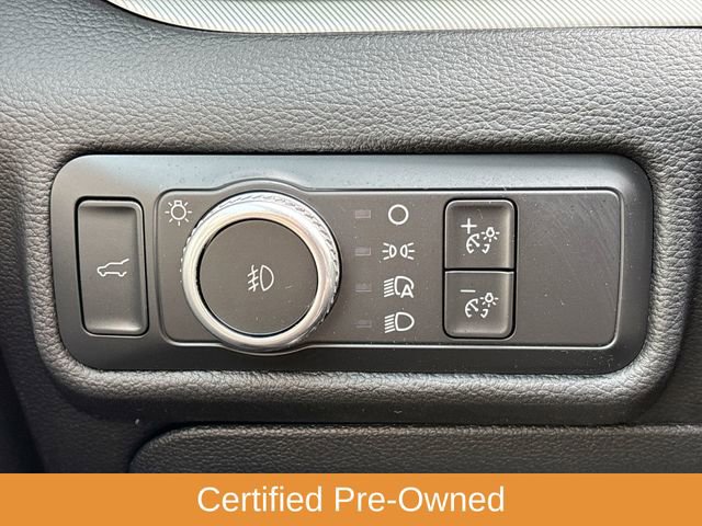 Certified 2022 Ford Explorer XLT w/ Equipment Group 202A image 33